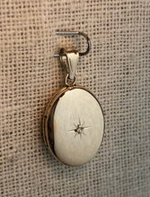 Load image into Gallery viewer, Lexi Locket