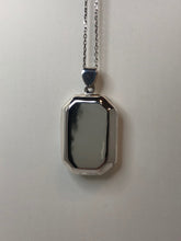 Load image into Gallery viewer, Maxine Locket