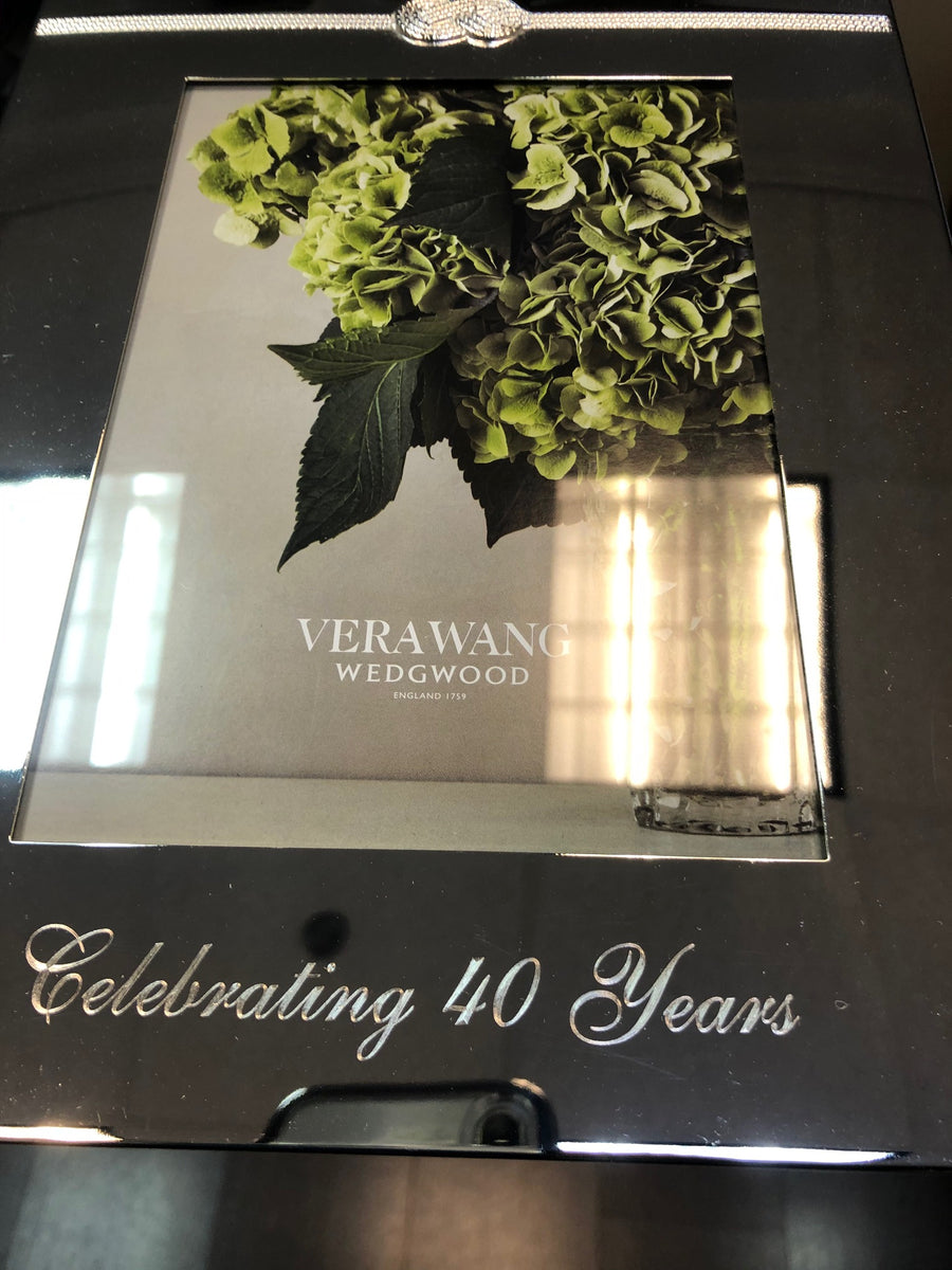 VERA WANG INFINITY FRAME The Engraving Place