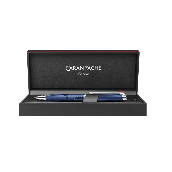 Caran d'Ache Léman Bleu Marin Ballpoint Pen